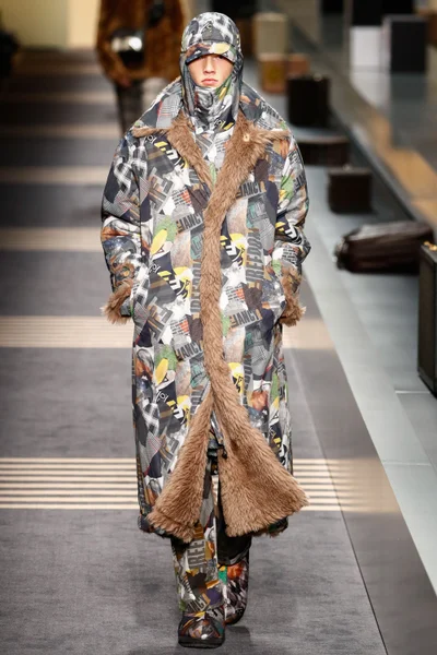 Look 34